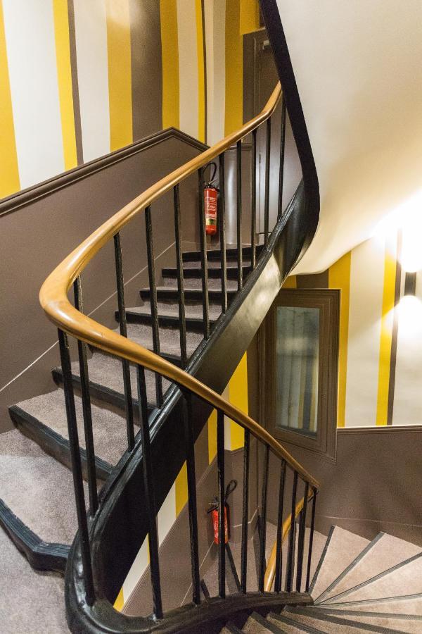 Pratic Hotel Париж Екстериор снимка
