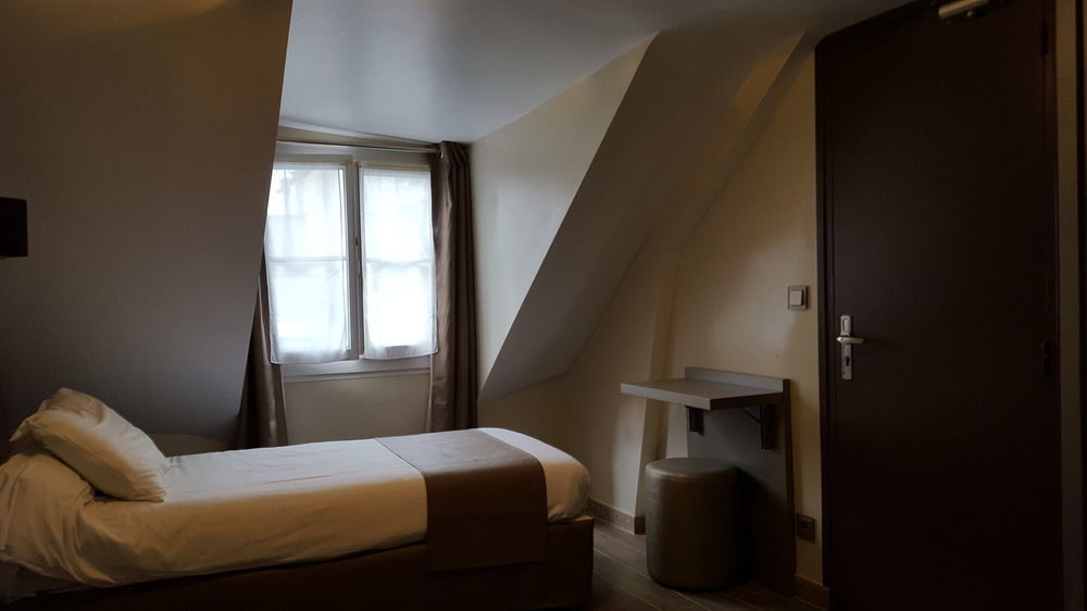 Pratic Hotel Париж Екстериор снимка
