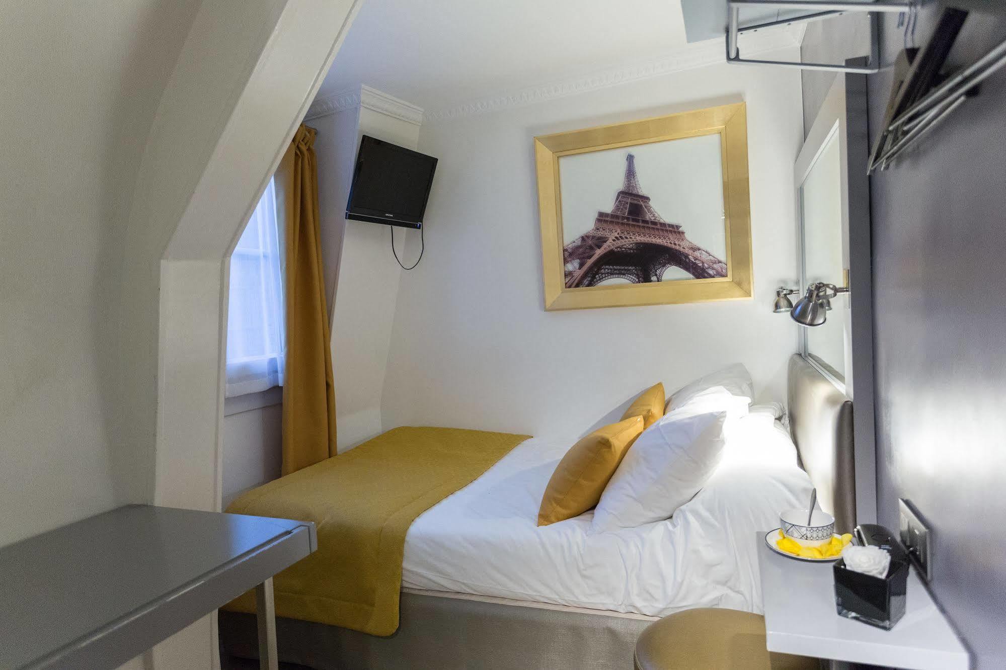 Pratic Hotel Париж Екстериор снимка
