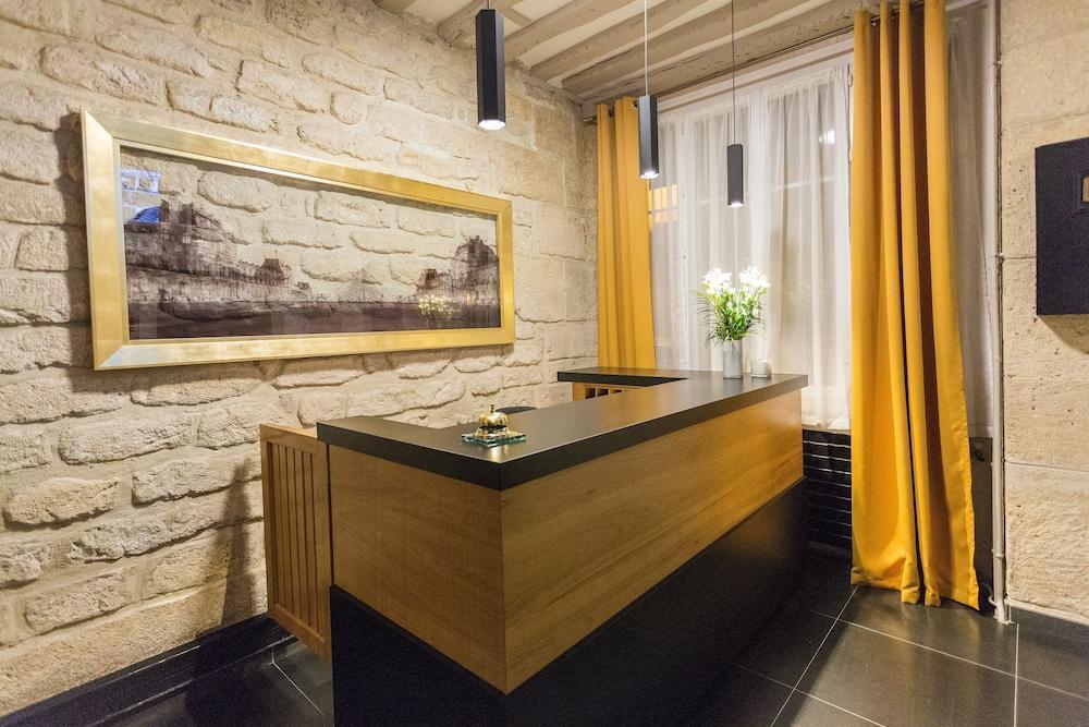 Pratic Hotel Париж Екстериор снимка